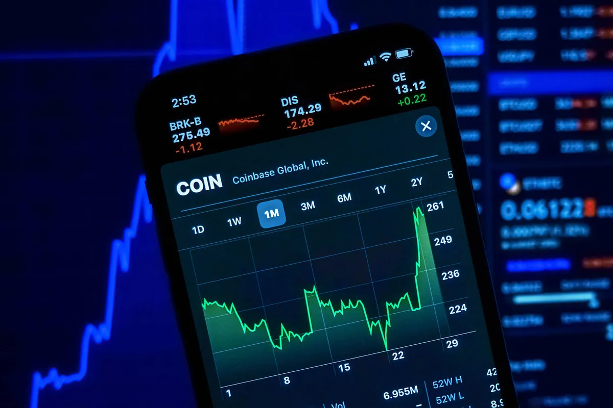 Top cryptocurrency exchanges with scheduled maintenance windows and updates